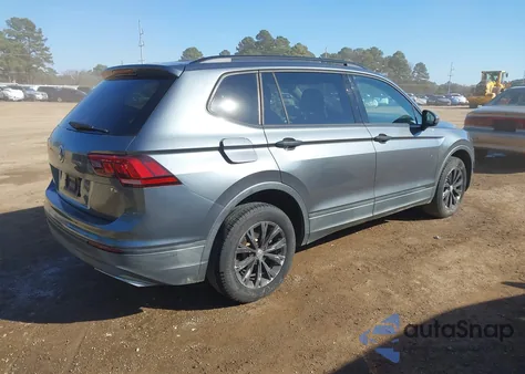 2018 Volkswagen Tiguan 2.0T S z USA, uszkodzony, nr VIN 3VV1B7AX0JM064977